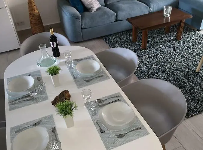 Casa Nova Adele + Pelletsoffen * דניה